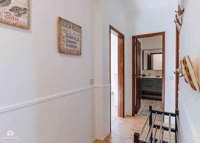 Дом отдыха Puerto Raval - 5 Bedrooms - Bbq & Garden Санта-Круш