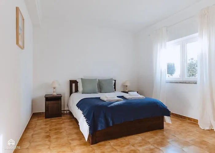 Дом отдыха Puerto Raval - 5 Bedrooms - Bbq & Garden