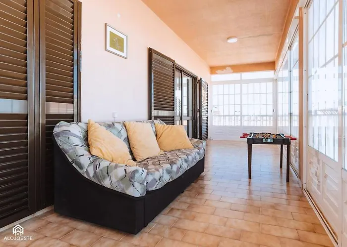 Puerto Raval - 5 Bedrooms - Bbq & Garden Дом отдыха Санта-Круш